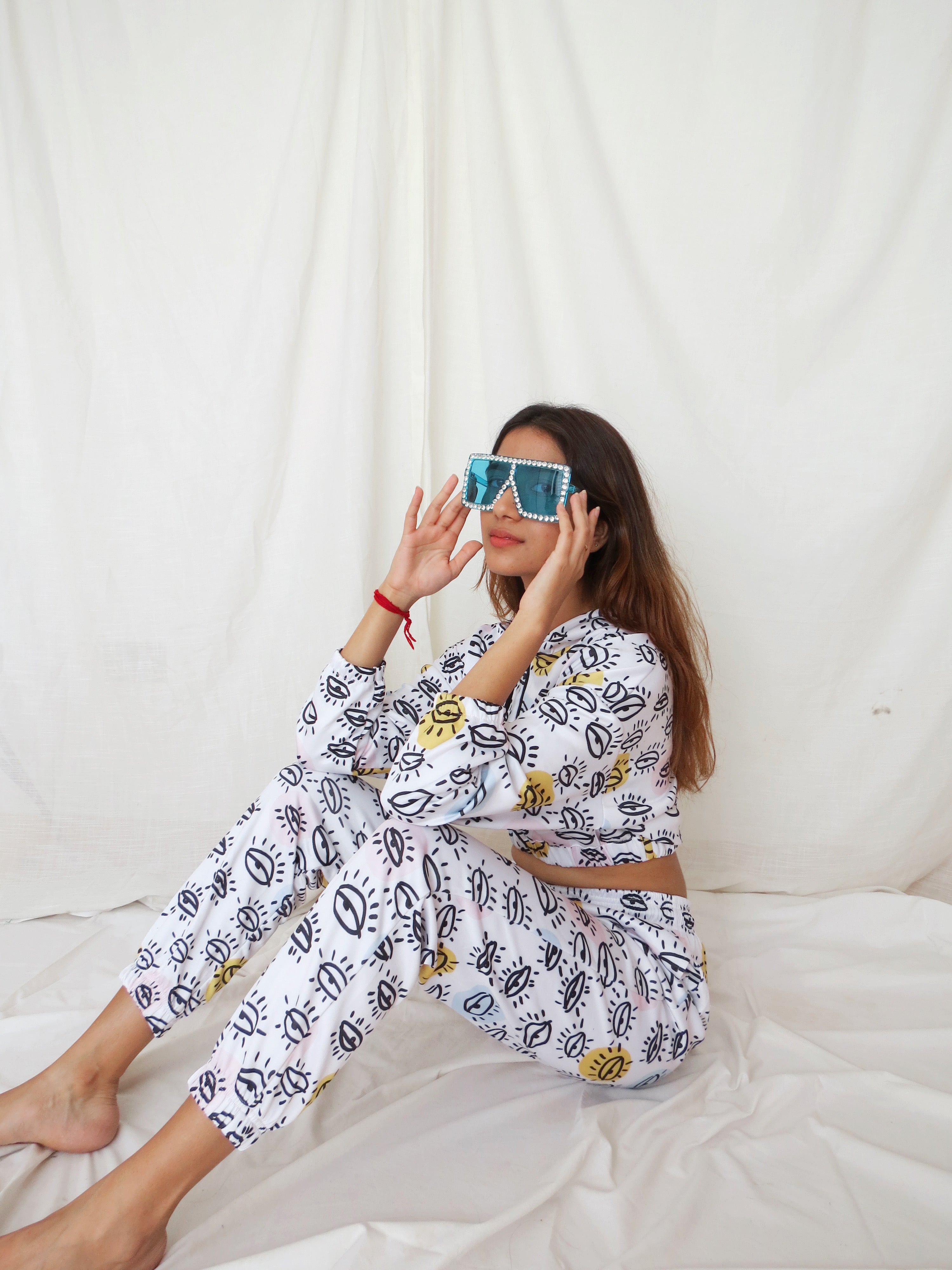 Crazy colors Sweat suit white colourful pants set Small