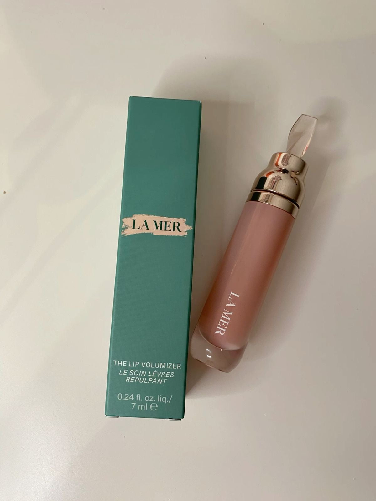 La Mer Volumizing Lipgloss