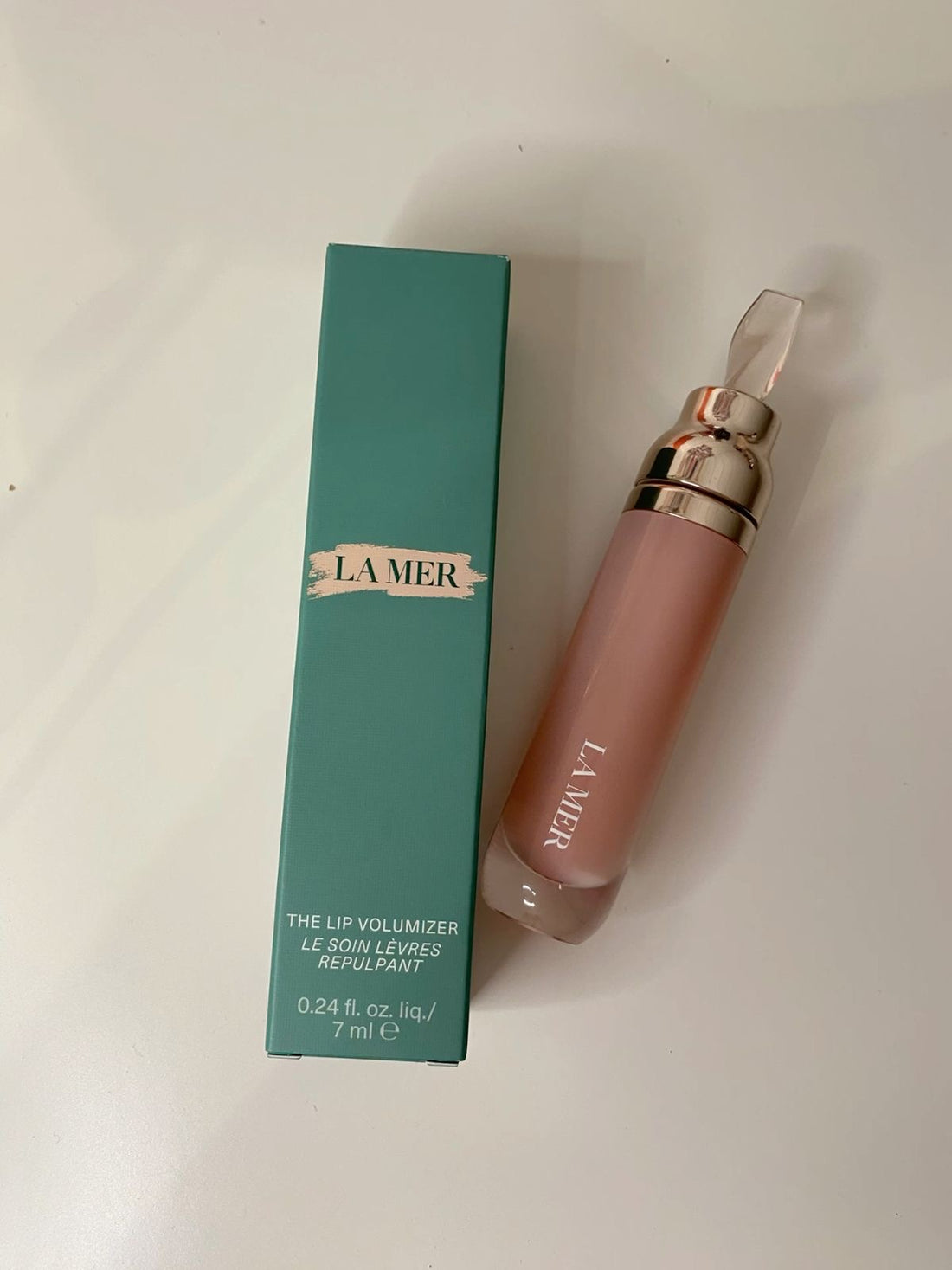La Mer Volumizing Lipgloss