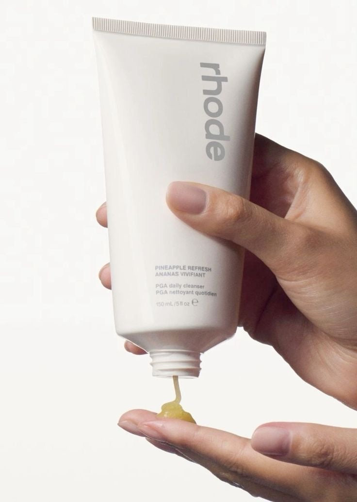 Rhode Pineapple Refresh Cleanser