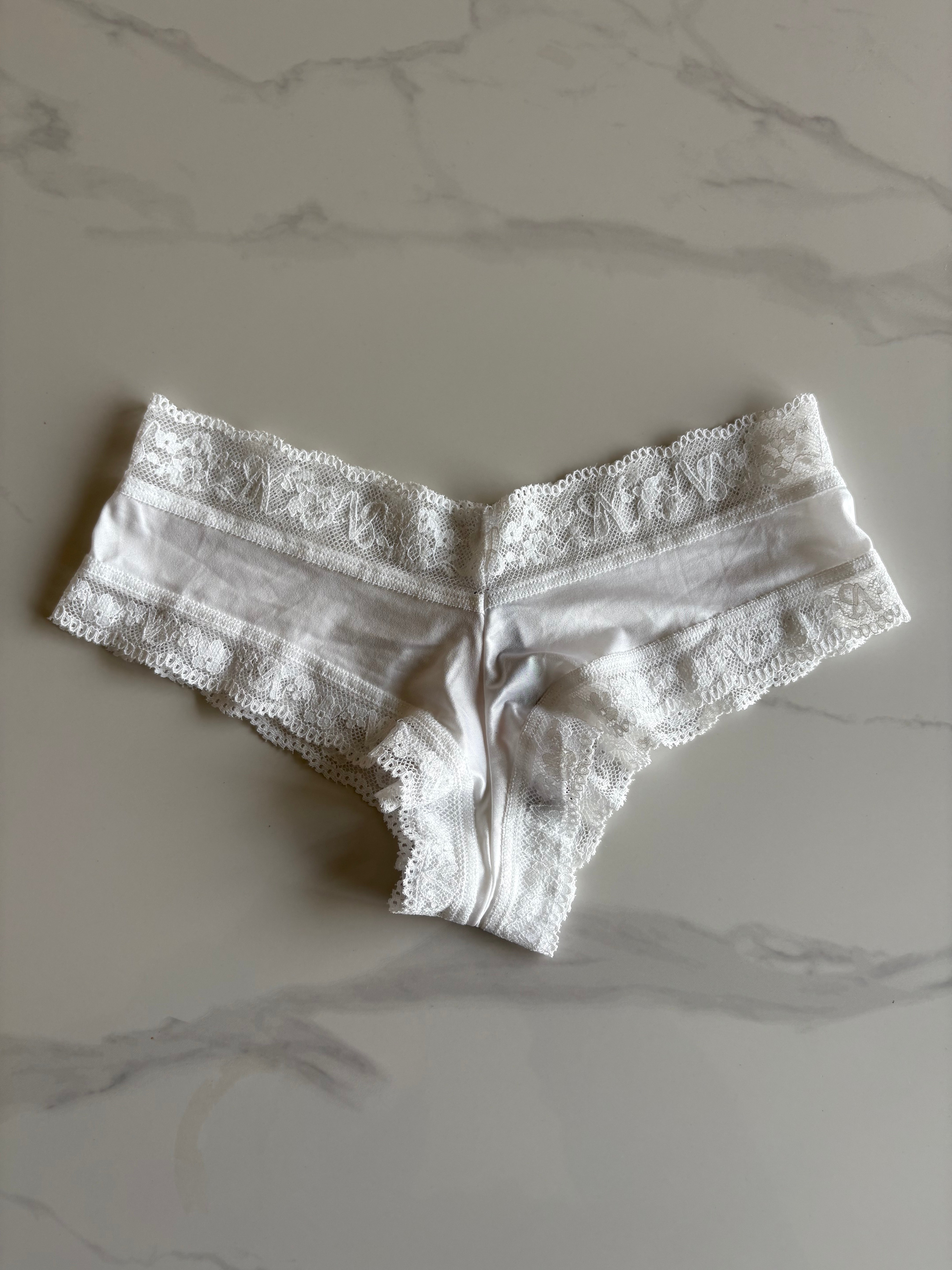 Victoria's Secret underwear everyday wear (XS)