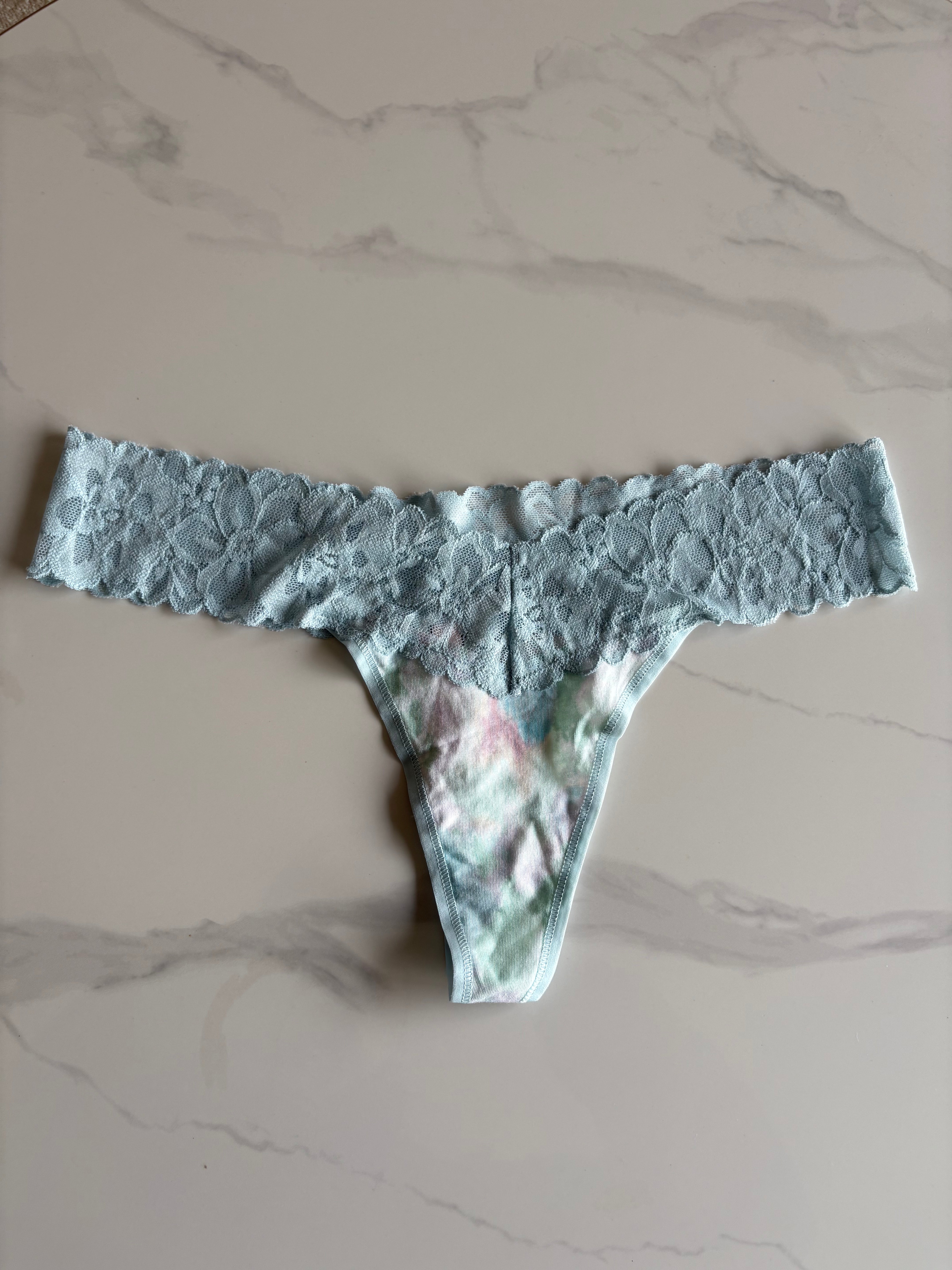 Victoria's Secret underwear everyday wear (L,XL)
