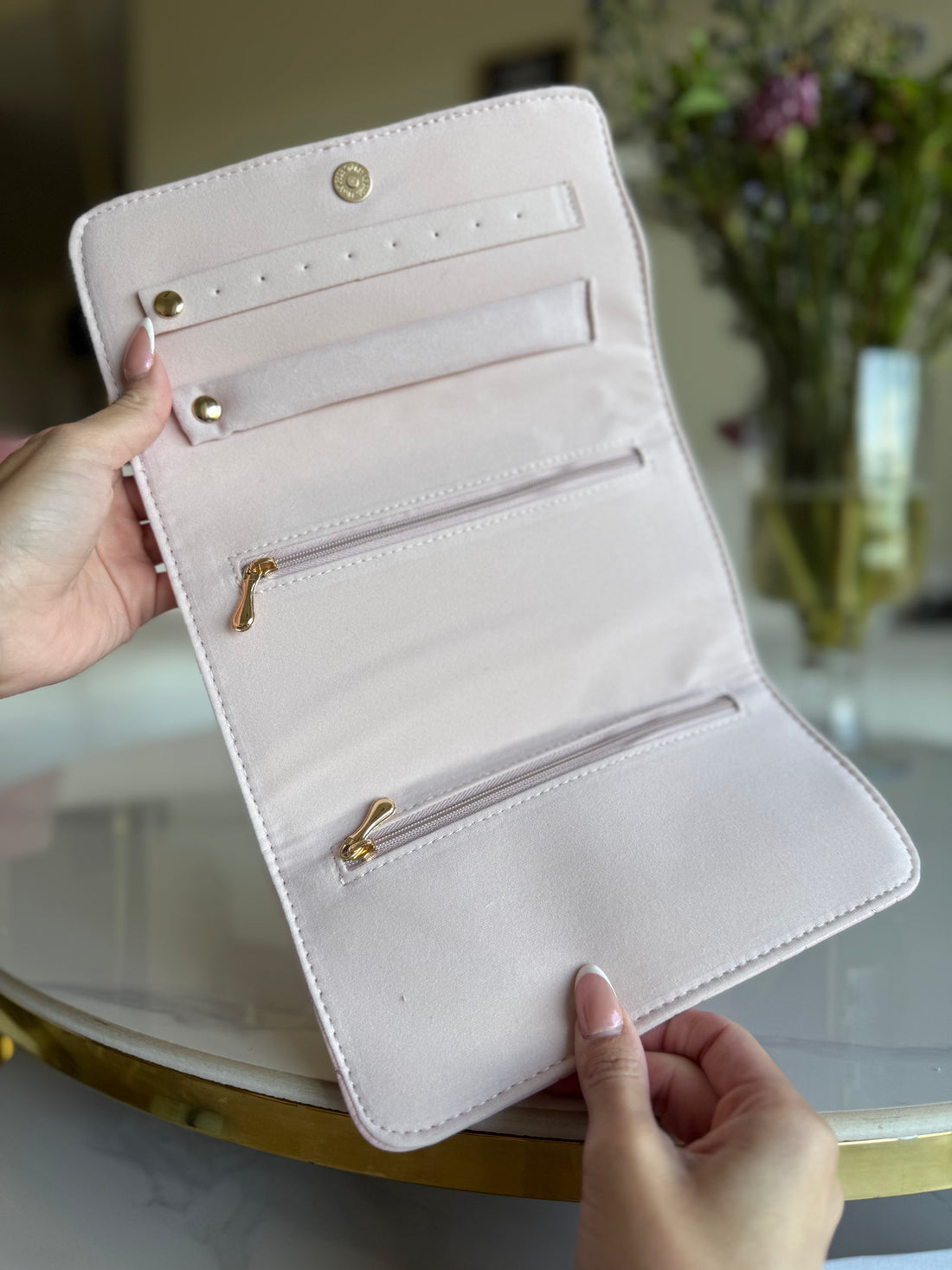 Nautica Travel Jewelry Case with Earrings Set