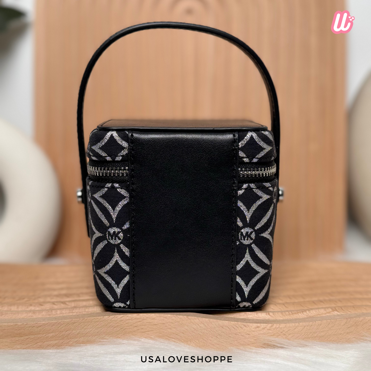 Michael Kors Jewelry Carry Case