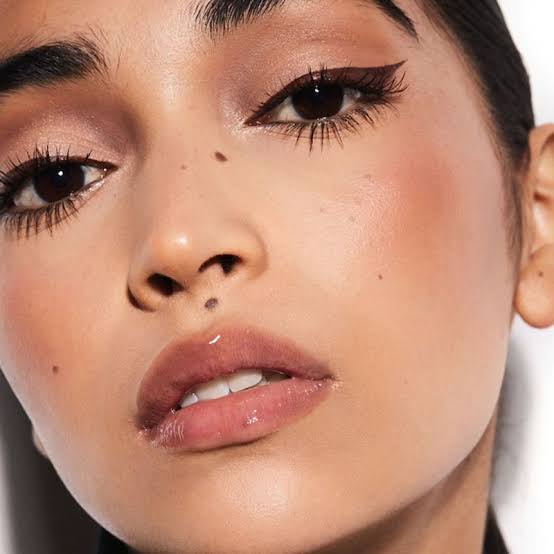 Gloss Bomb - Fenty Glow Heat