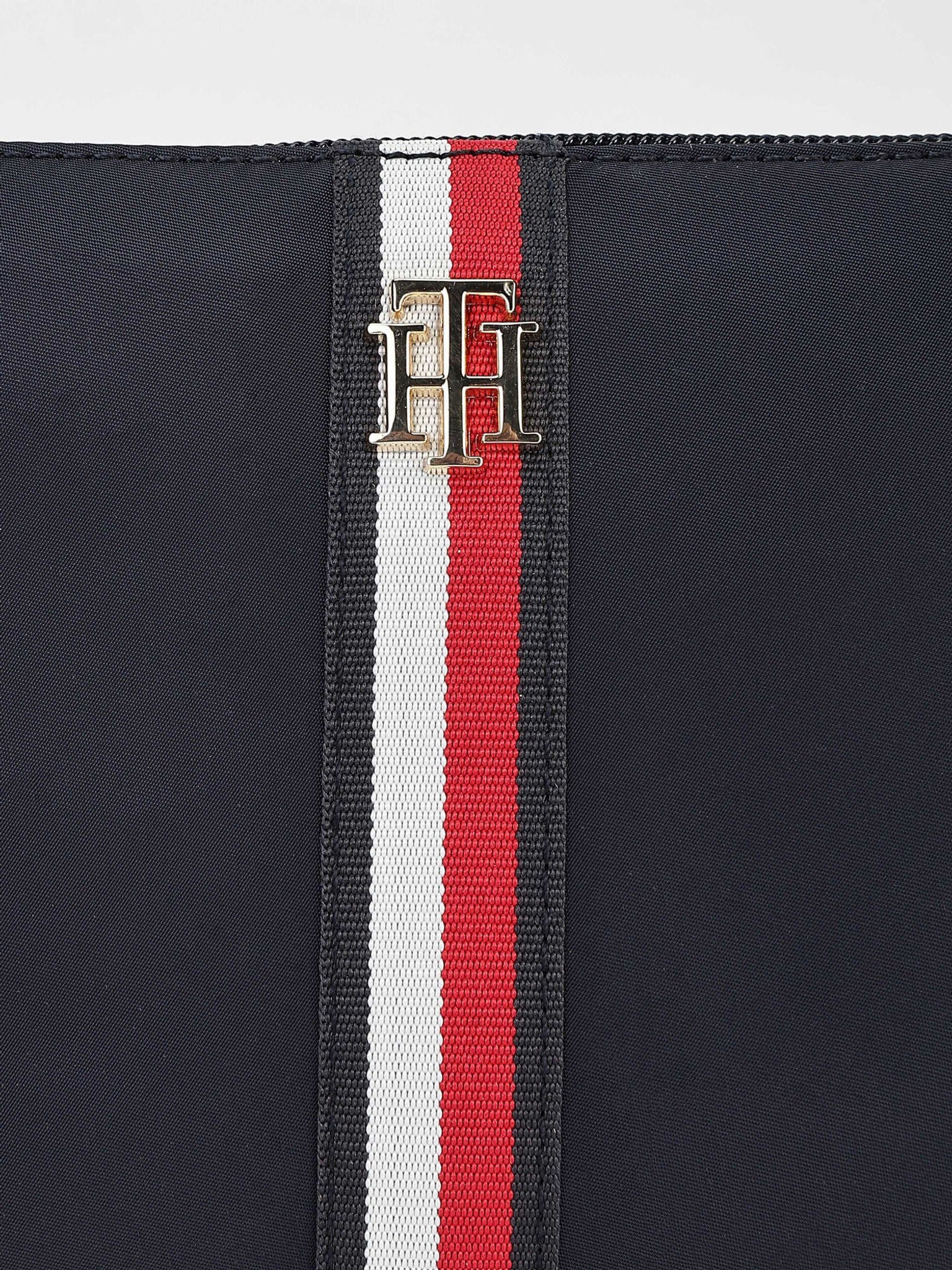 Tommy Wristlet Navy Blue