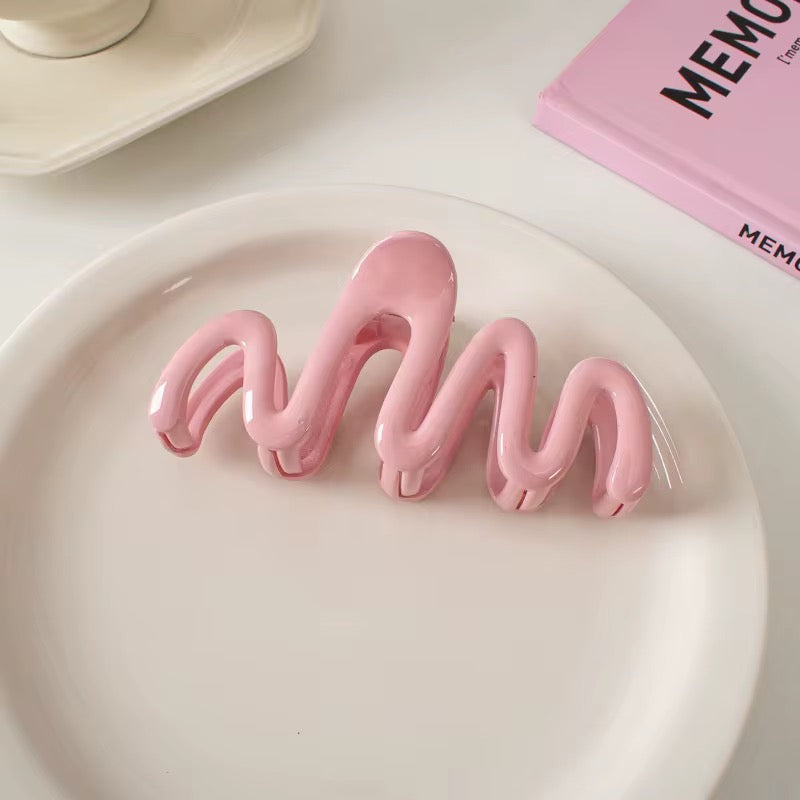 Wavy Hair Clip