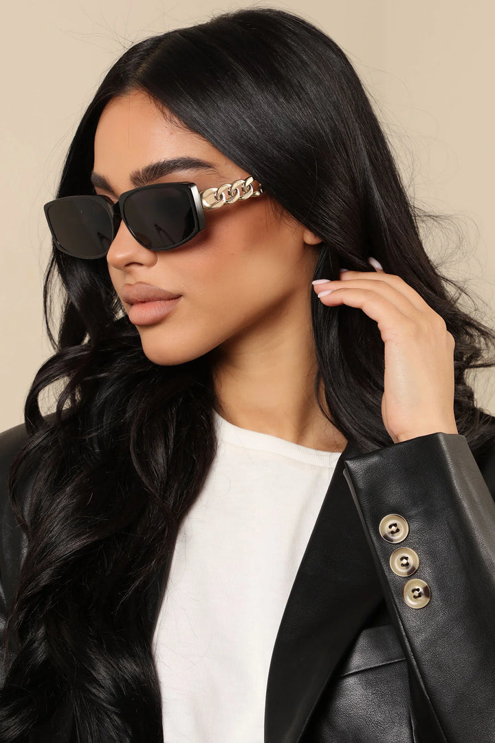 Sunglasses oval in shape