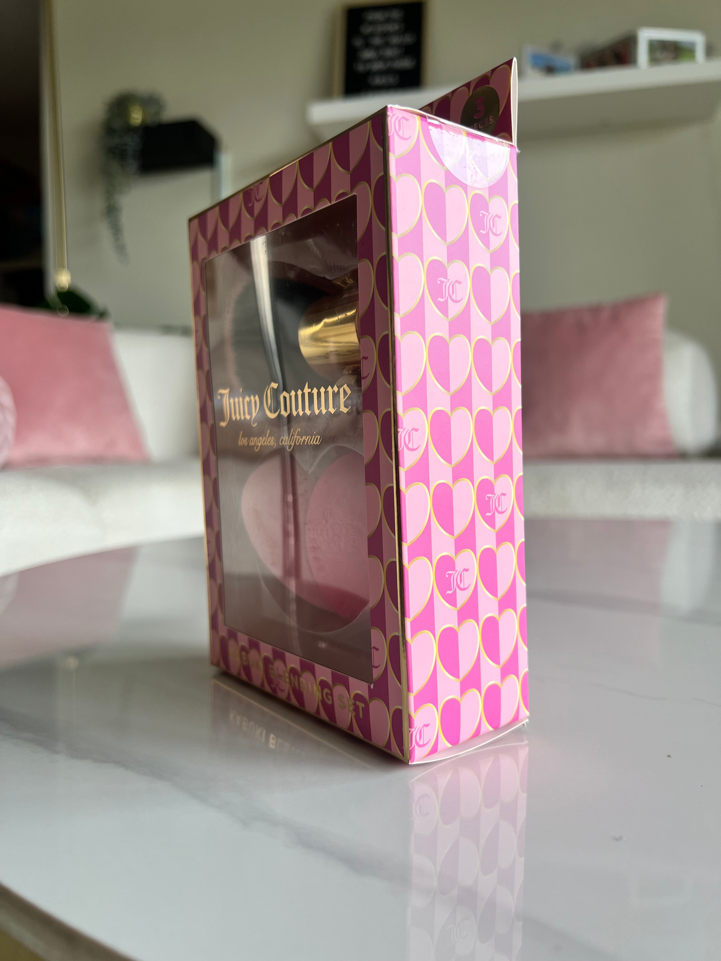 Juicy Couture accesory Brush/Sponge