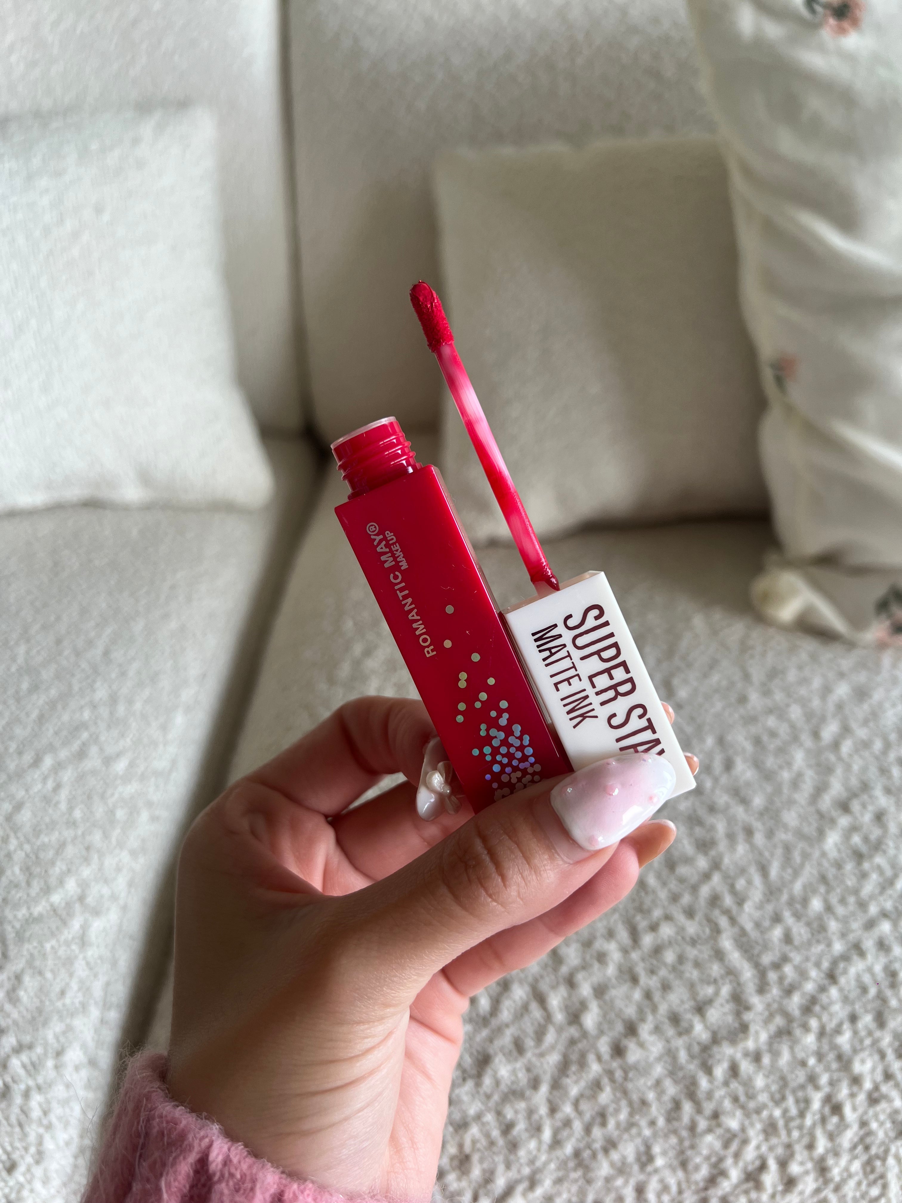 Romantic May Superstay Matte Ink Lippie