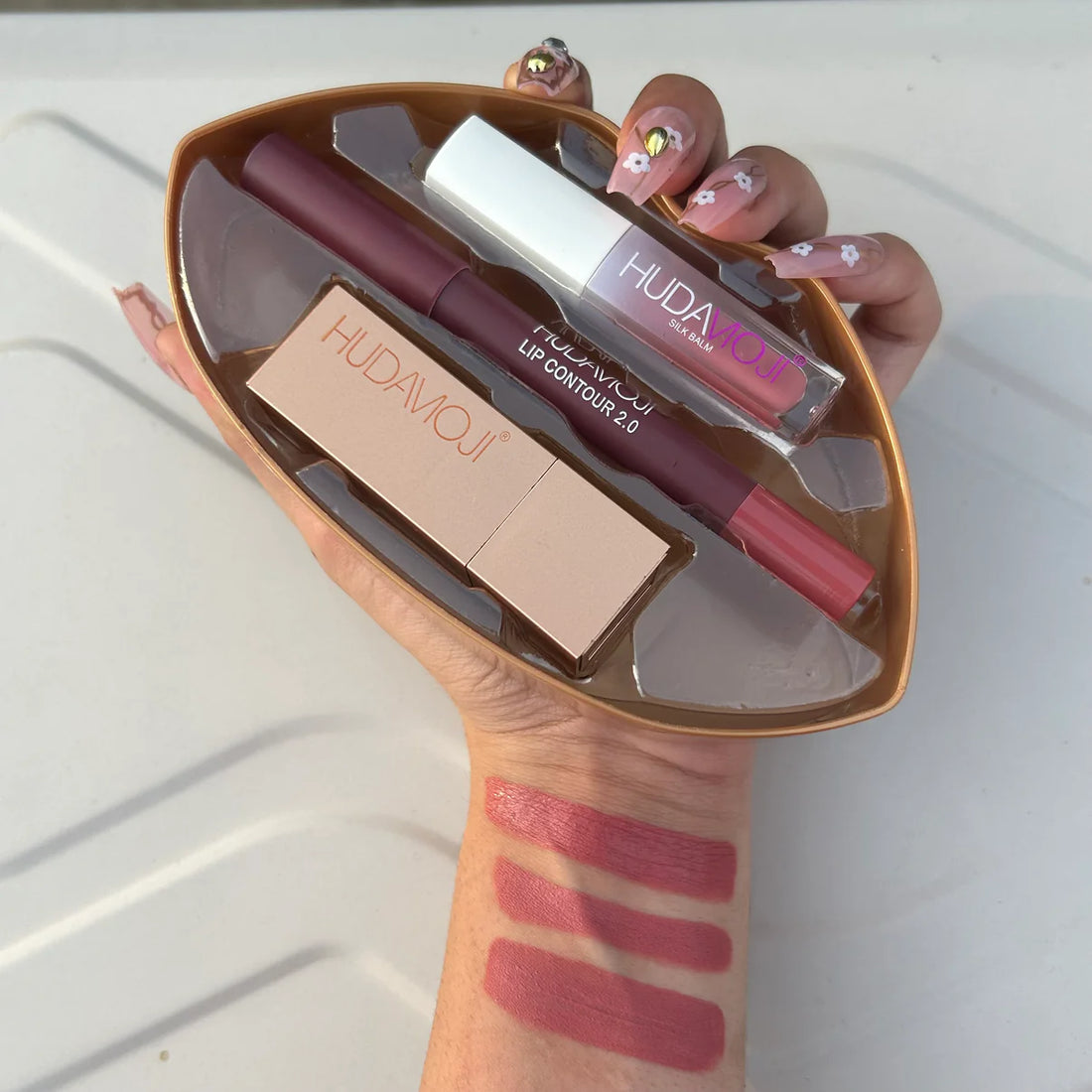 Perfect Pout Lip Set by Huda Moji