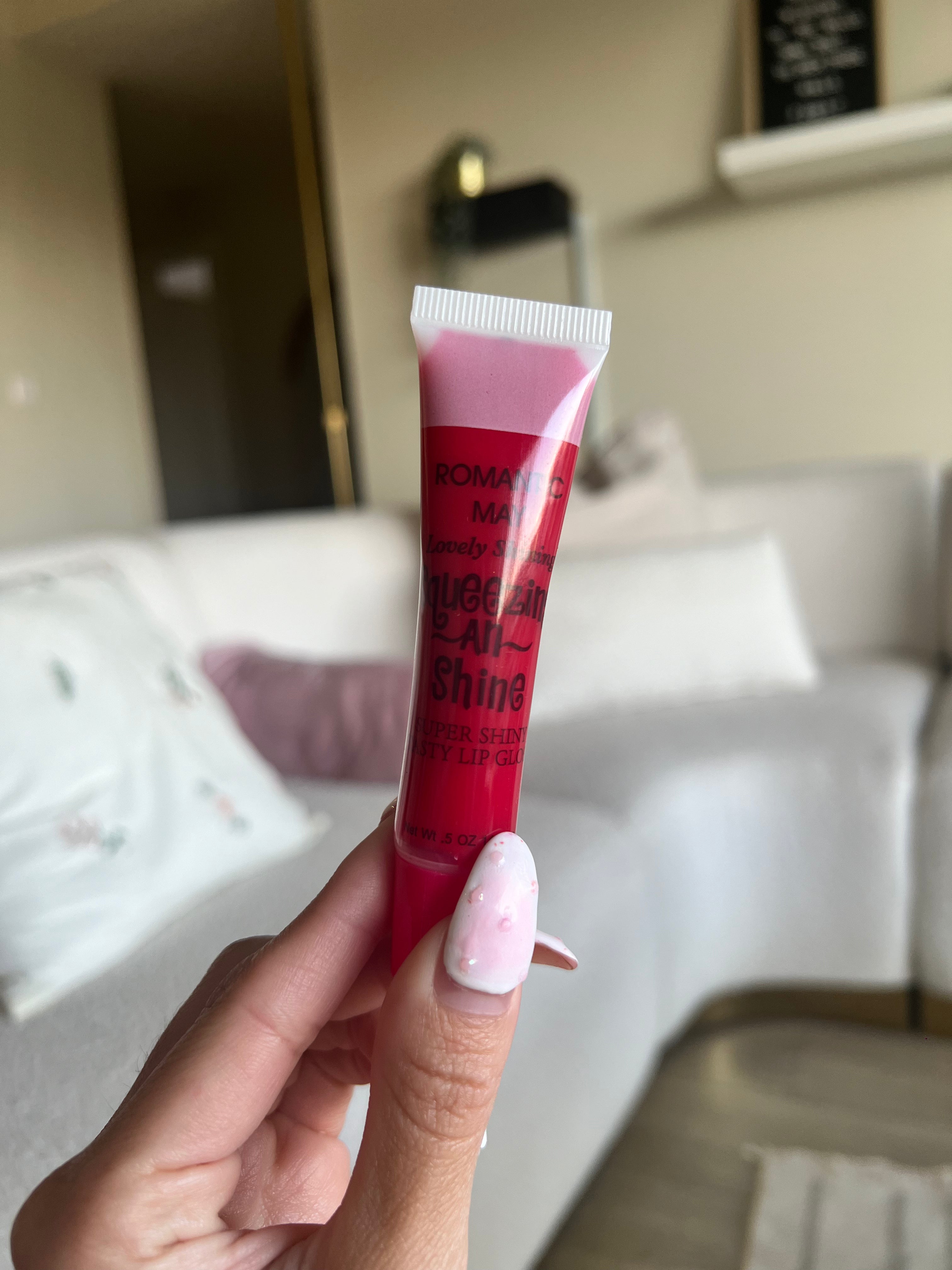 Squeeze and Shine Lip Gloss