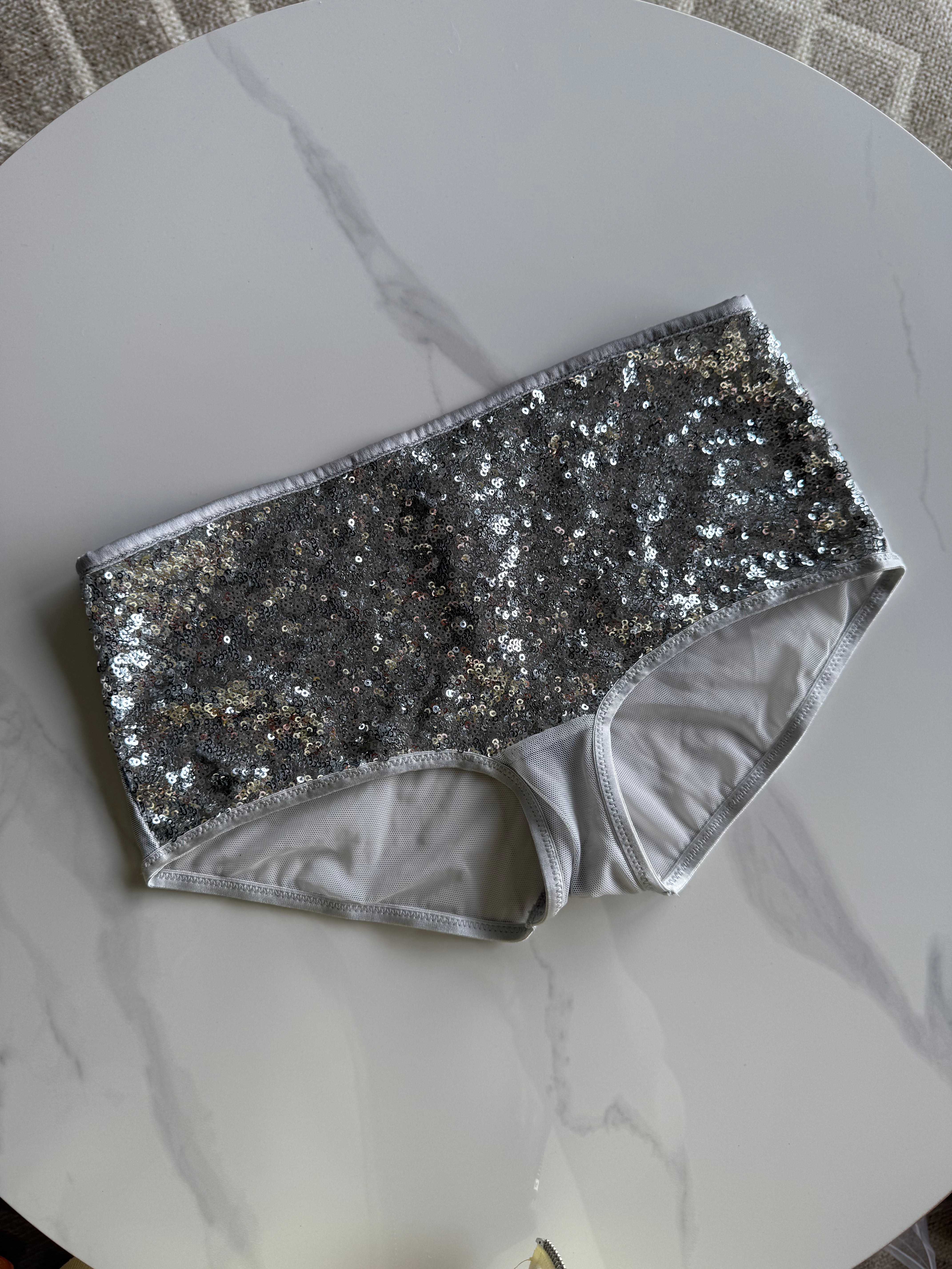 Victoria's Secret underwear everyday wear (XS)