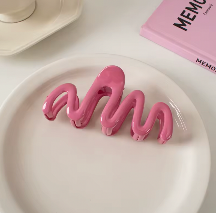 Wavy Hair Clip