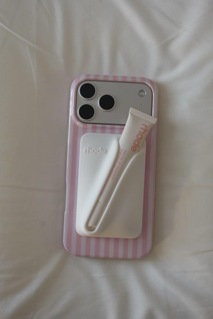 Rhode MagSafe Lip Case & Lipgloss